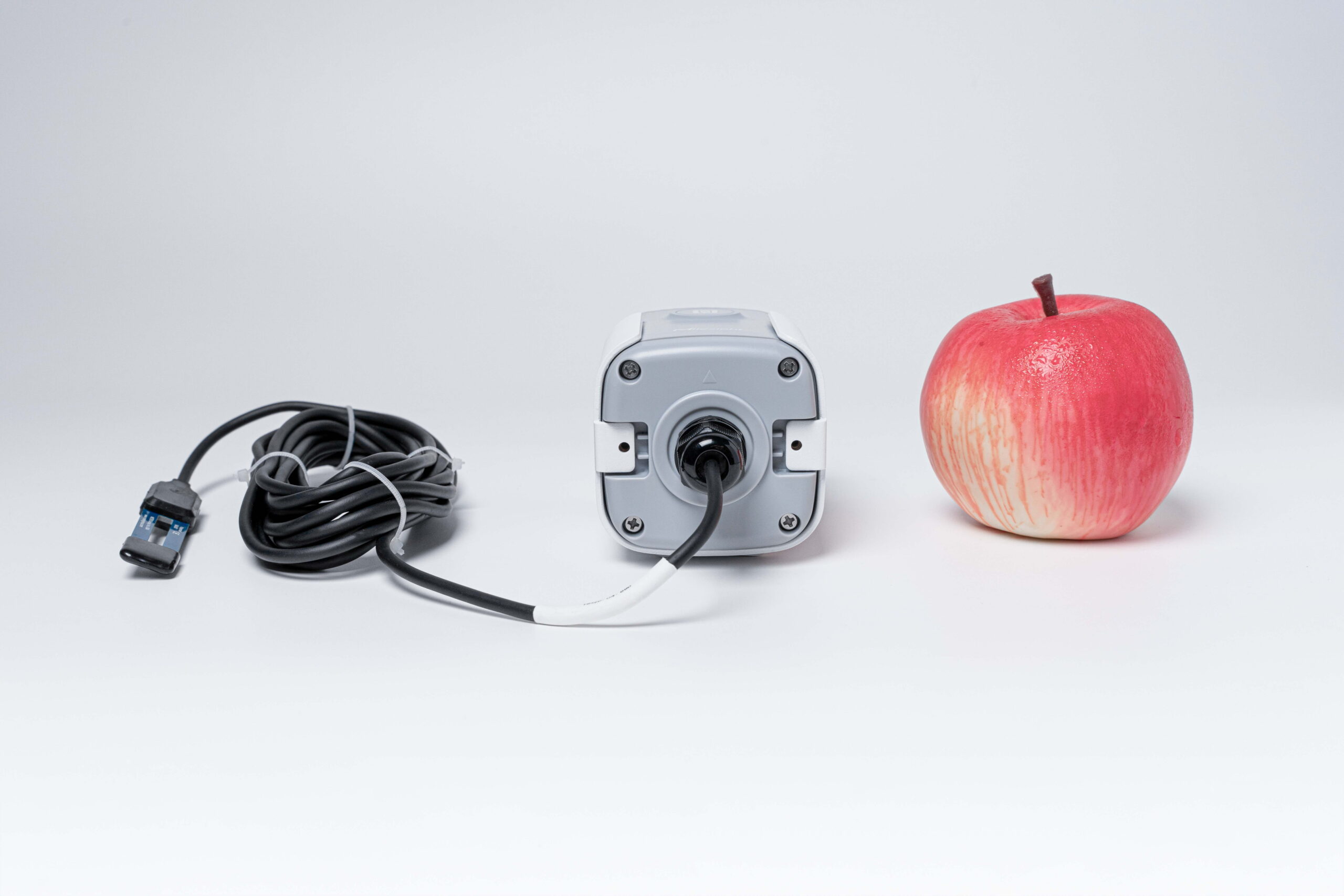 EM500-SMTC Soil Moisture, Temperature and Electrical Conductivity Sensor - Image 2